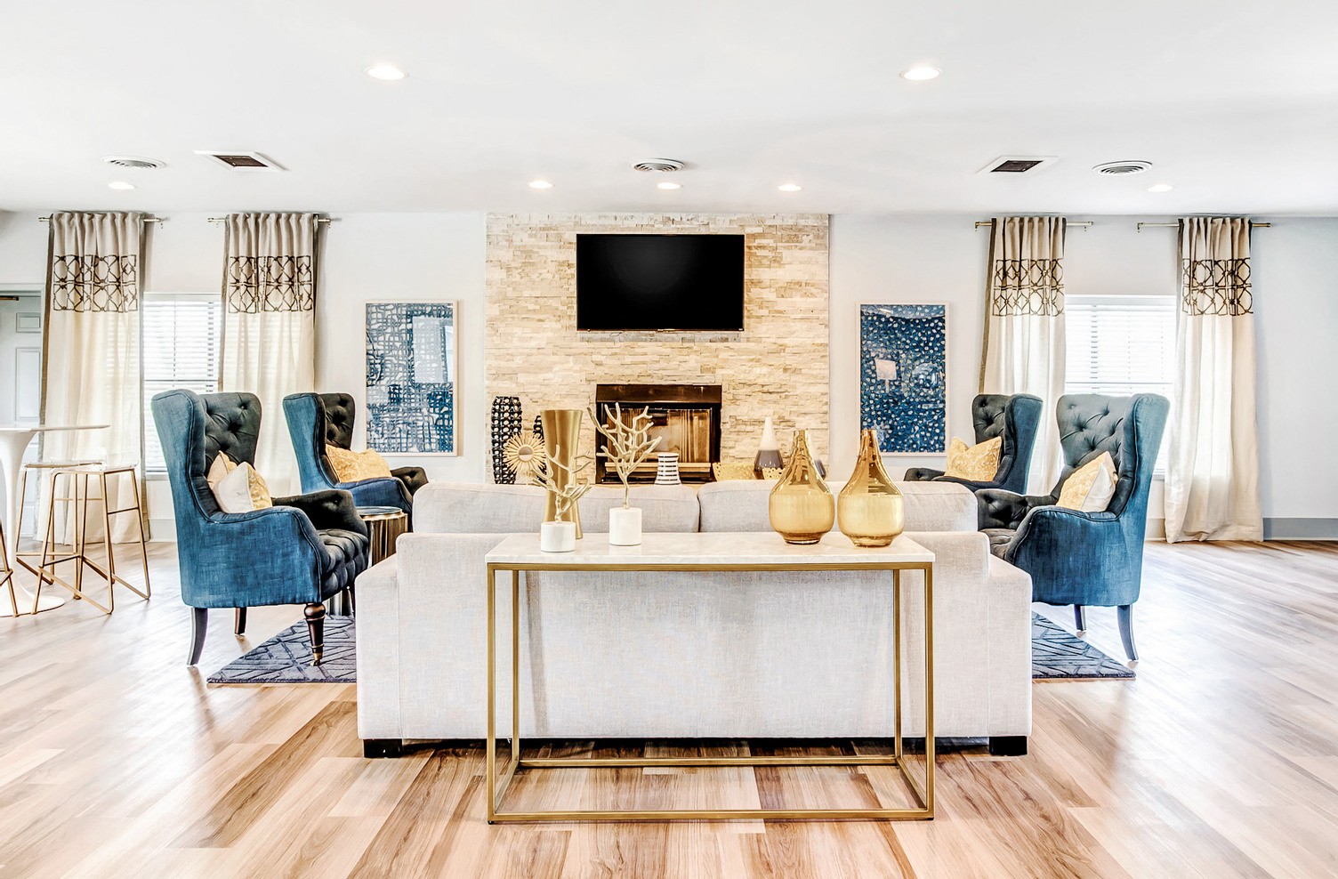 Photos and Video of Bellevue Heights Apartments in Nashville, TN